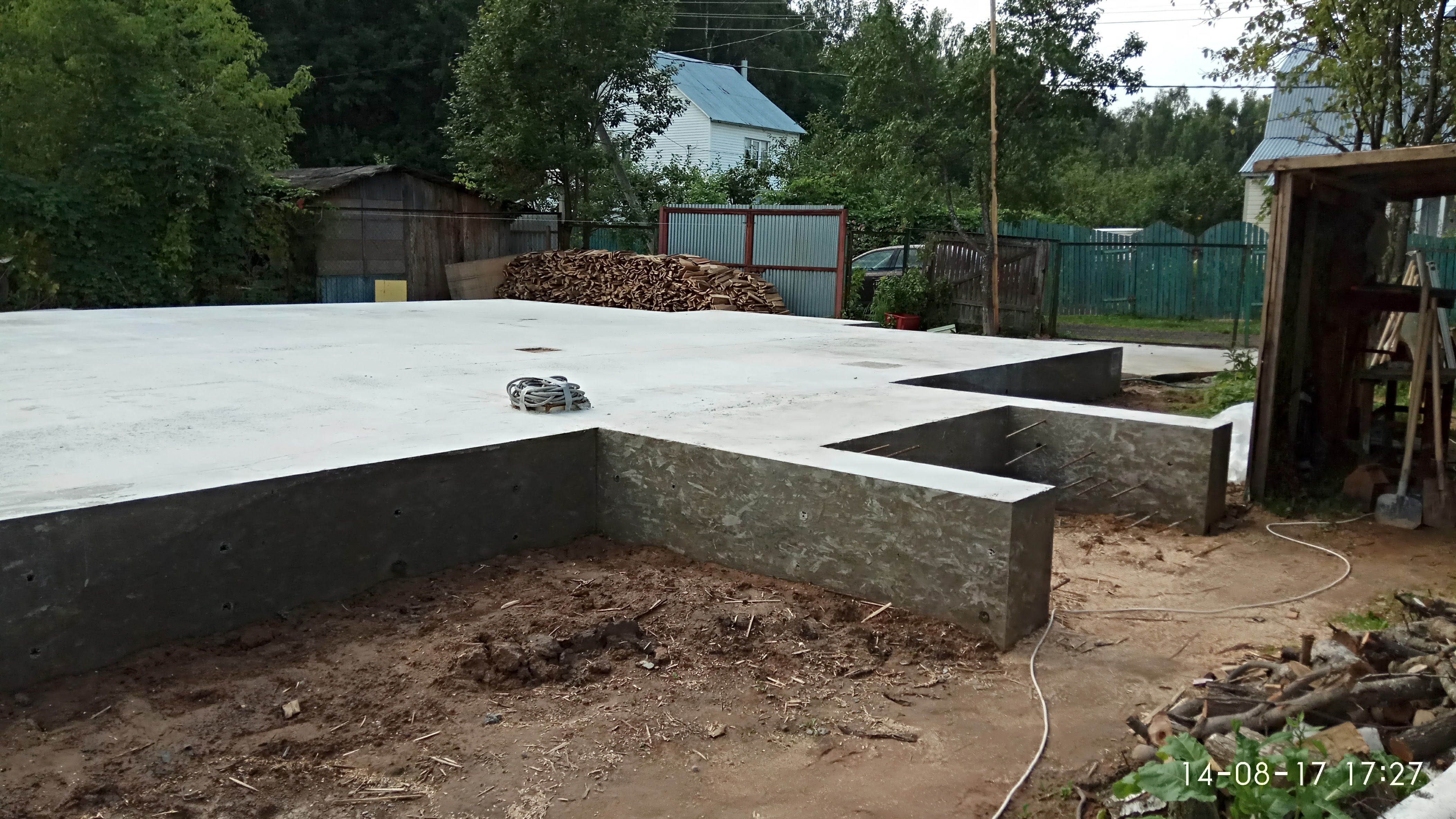 Строительство фундамента